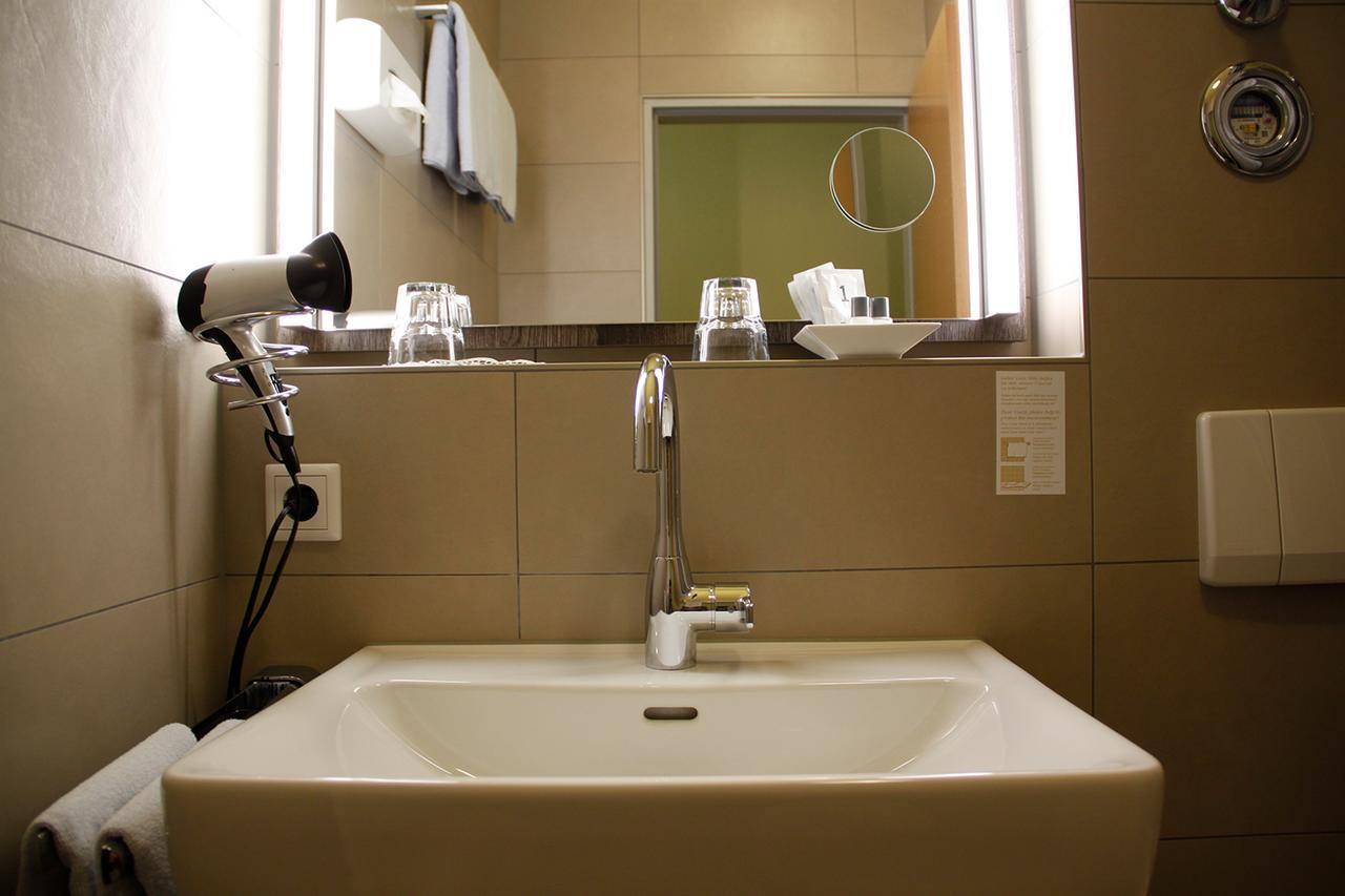 Pension Vicus Passau Exteriör bild