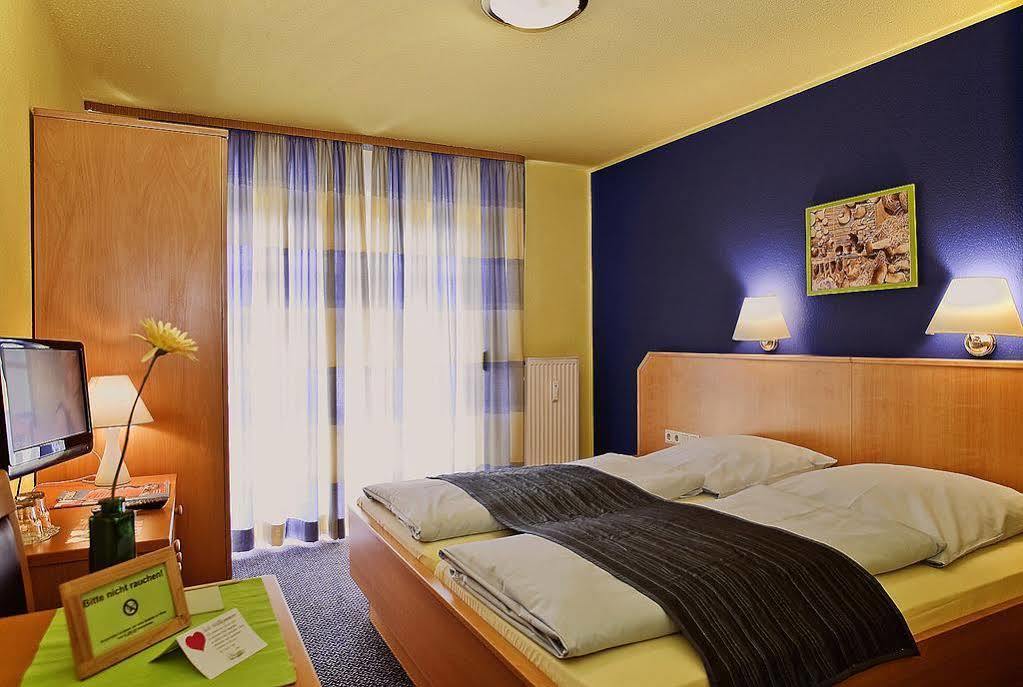 Pension Vicus Passau Exteriör bild